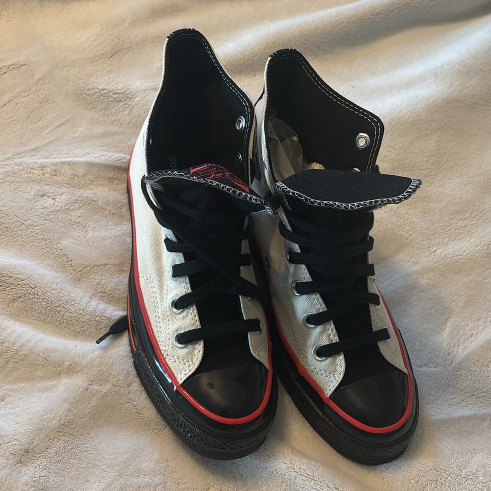 Custom Keith Haring Converse Men’s Sz 6